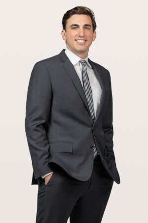 Dr. Jonathan S. Minkowski, MD, specialising in Cataract Surgery, LASIK, Clear Lens | Refractive Lens Exchange, Medical & Surgical Management of Corneal Eye Disease at Horizon Eye Care, Charlotte, NC.